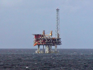 North Sea oil platform. Photo by Stan Shebs, via Wikimedia Commons.