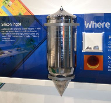Silicon ingot at Intel Museum. Photo by Oleg Alexandrov. Wikimedia Commons.