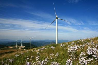 Industry projections show that onshore wind will supply over 10 per cent of the UK’s total electricity annually by 2020