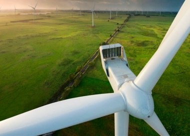 Vestas V117 3.3-MW turbines.