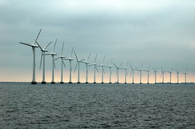 Offshore wind farms have production that varies depending on the weather.