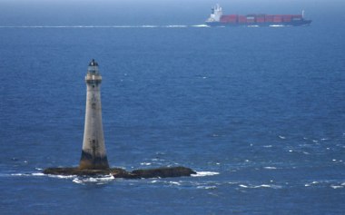 Chicken Rock Lighthouse, Isle of Man. Photo by Andy Stephenson. CC BY-SA 2.0. Wikimedia Commons.