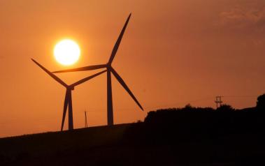 Wind turbines. Author: Vik Walker. License: Creative Commons, Attribution 2.0 Generic.