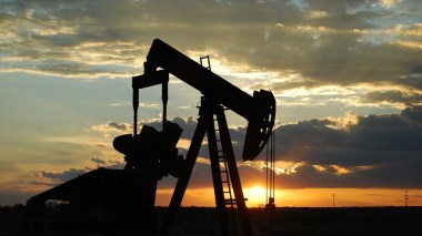 Low oil prices choke investment, increasing reliance on Middle East suppliers (Flickr/Paul Lowry)