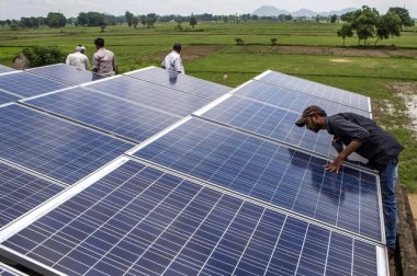 A solar power microgrid in the village of Dharnai in Bihar. Prashanth Vishwanathan / Bloomberg