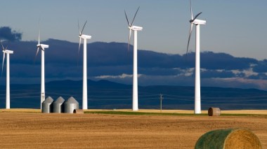 Enbridge has been increasingly investing in renewable energy, including two major wind-power purchases in November 2015. (Reuters)