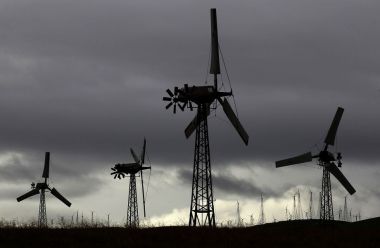 Wind generators dot the hills of Eastern Alameda County along the Altamont Pass in Livermore, Calif. on Wednesday Dec. 26, 2012. Photo: Michael Macor, The Chronicle