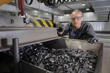 SolarWorld Recycling solar panels in 2009 from Spot Us via Flickr (CC BY SA, 2.0 License) 