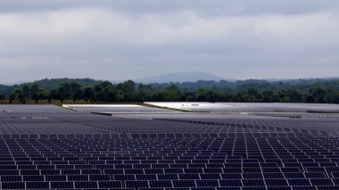 Apple’s solar PV facility in Maiden, North Carolina is helping the state become a national solar leader. Photo: James West/Climate Desk