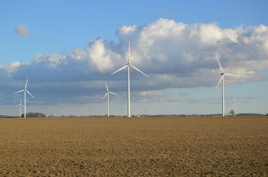 Wind farm in Ohio. Photo by Nyttend. Placed into the public domain by the author. Wikimedia Commons.