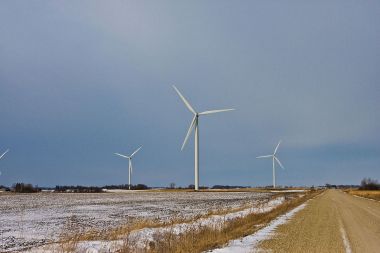 Wind farm in Iowa. Photo by Tony Webster. CC-BY-SA 3.0. Wikimedia Commons.