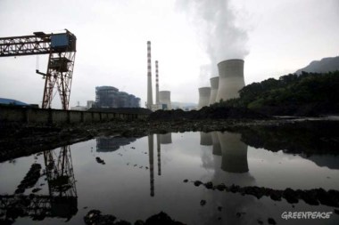 China is stopping unnecessary new coal plants. Photo credit: Greenpeace