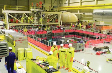 The Quad Cities nuclear plant is getting help from a regional grid operator. Photo: Kevin Schmidt/Alamy