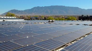 A 1-MW array sits atop the new Winrock Mall. (Adolphe Pierre-Louis / Albuquerque Journal)