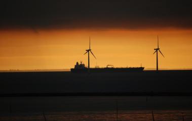 Wind turbines at sea. Author: Harvey Barrison. License: Creative Commons, Attribution-ShareAlike 2.0 Generic.