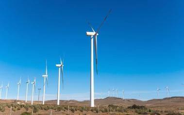 Wind farm in Chile (Featured Image: Pablo Rogat/Shutterstock.com)