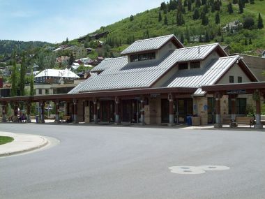 Park City Transit Center  (photo by An Errant Knight, CC BY SA, Wikimedia Commons)