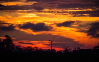Wind turbine. (Author: Susanne Nilsson. License: CC BY SA 2.0 Generic.)