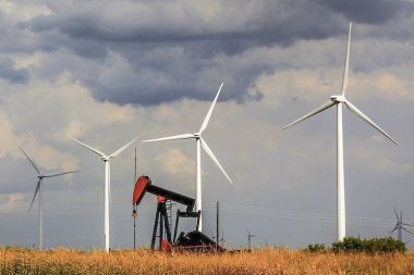 A wind farm in Sweetwater, Texas. (Photo: Orjan F Ellingvag / Corbis via Getty Images)