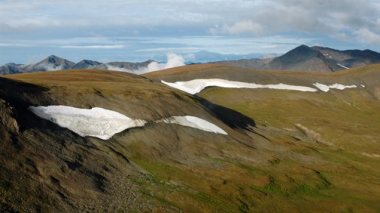 NWT ice patch landscape (Photo Credit: T. Andrews / GNWT)