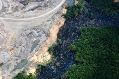 Aerial view of Indonesian coal mining  (Photo by Daniel Beltrá / Greenpeace)