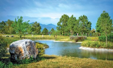 Fatima Jinnah Park uses solar power.