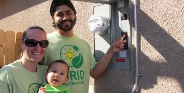 Neighbors with solar (Courtesy of Grid Alternatives)